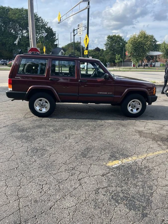 2001 Jeep XJ Cherokee - Image 2 of 9