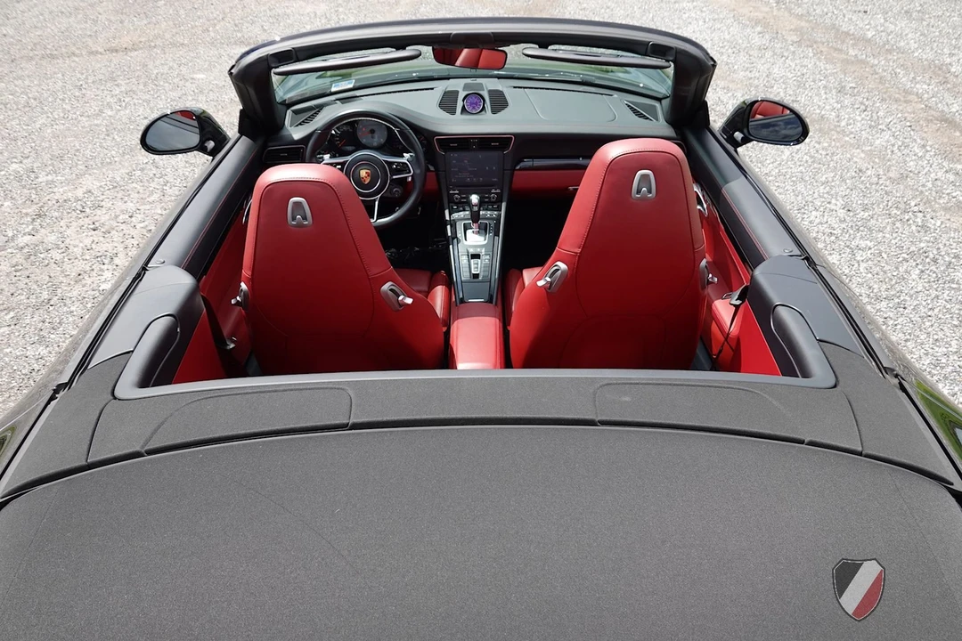 2017 Porsche 991 Carrera 4S - Image 23 of 31