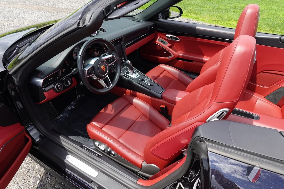 2017 Porsche 991 Carrera 4S - Image 27 of 31