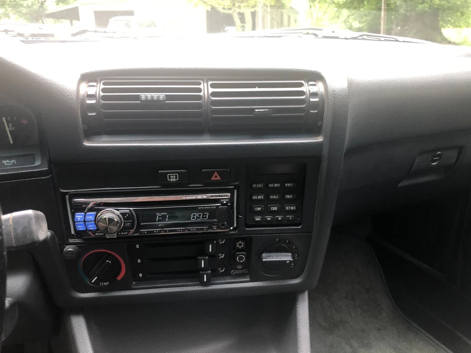 1990 BMW E30 3 Series - Image 14 of 23