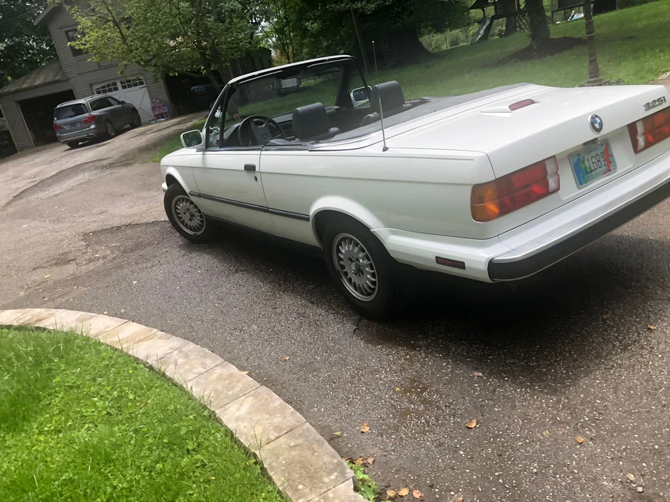 1990 BMW E30 3 Series - Image 4 of 23