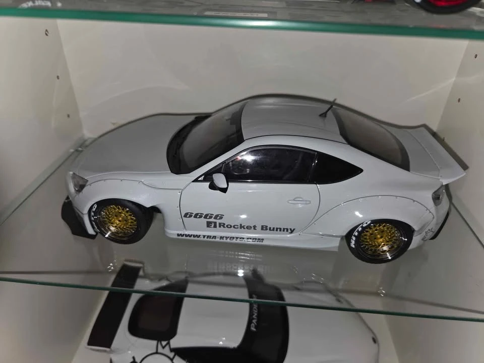 Parts & Memorabilia Scale Models - Image 9 of 10