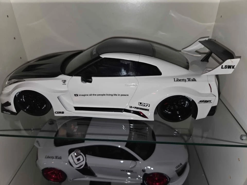 Parts & Memorabilia Scale Models - Image 5 of 10