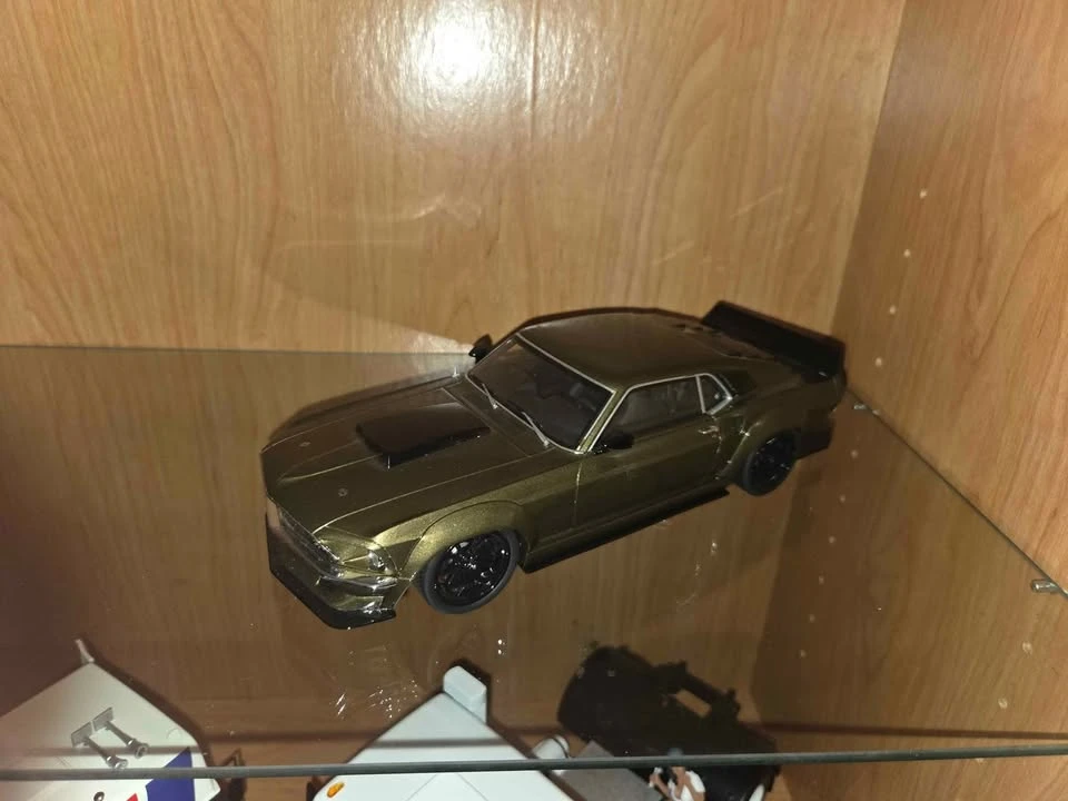 Parts & Memorabilia Scale Models - Image 3 of 10