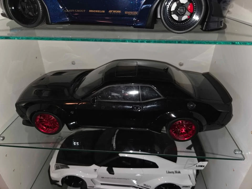 Parts & Memorabilia Scale Models - Image 4 of 10