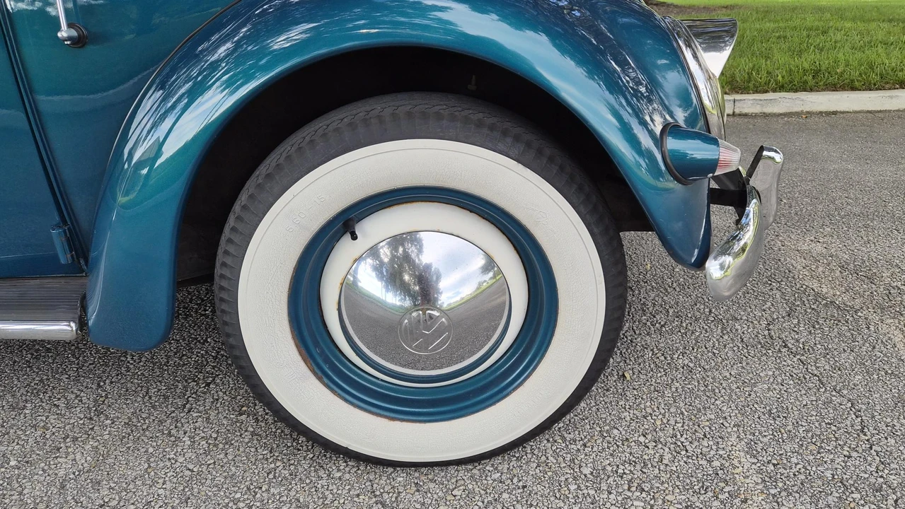 1955 Volkswagen Beetle (Oval Window) - Image 19 of 31