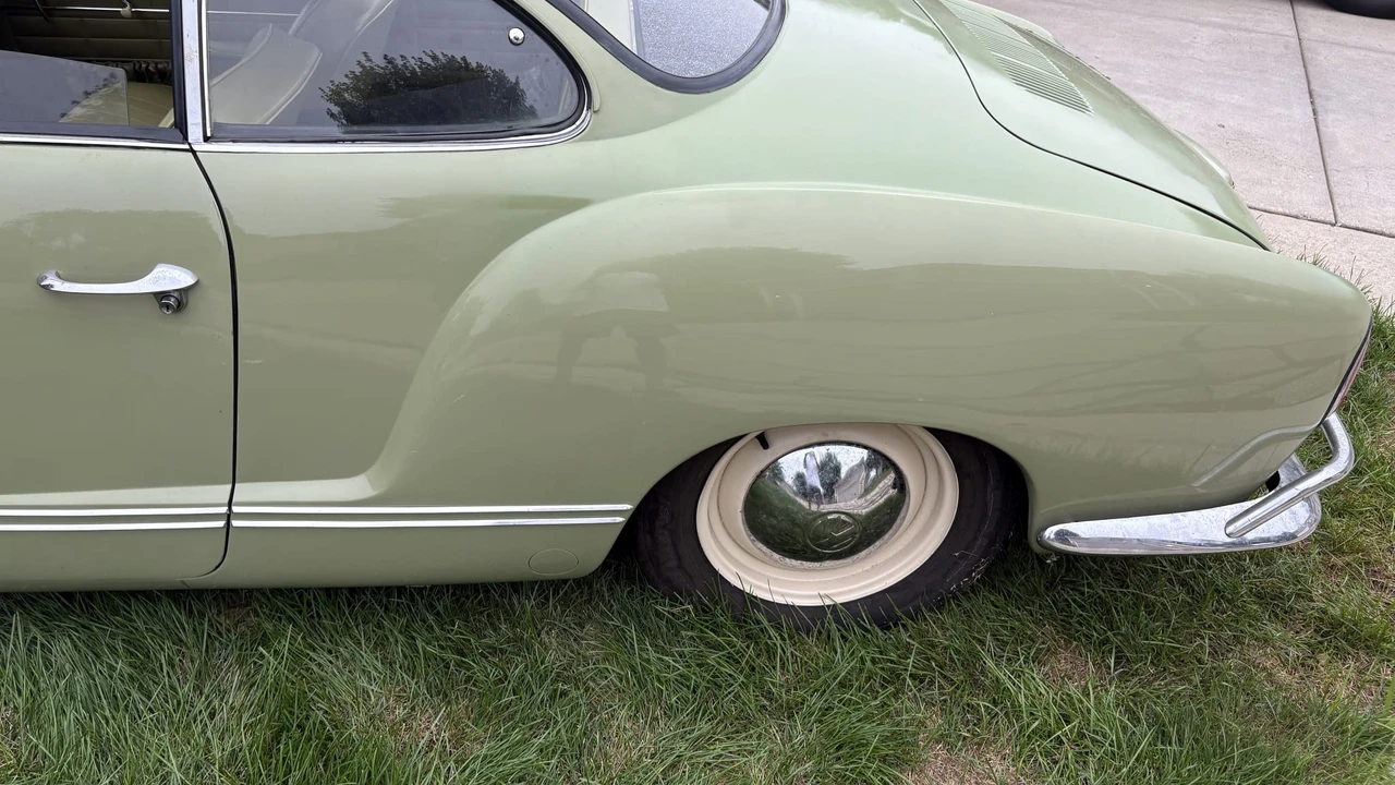 1960 Volkswagen Karmann Ghia Type 14 - Image 13 of 31