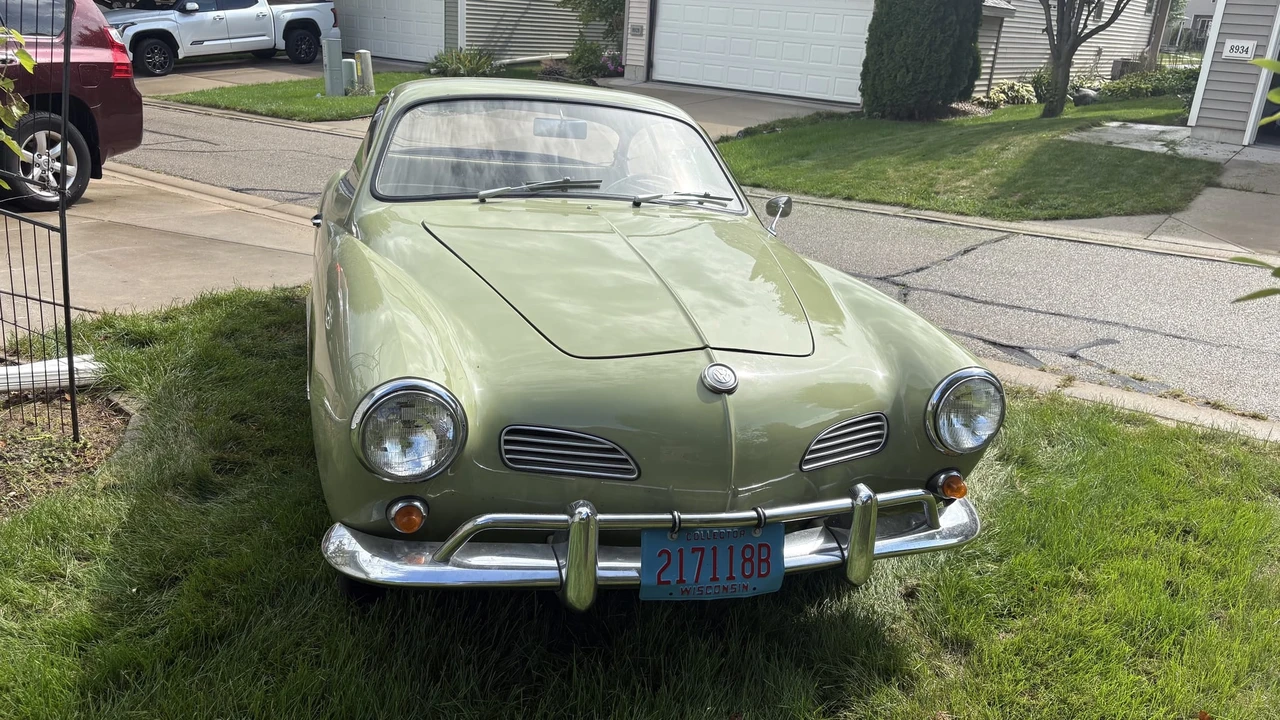 1960 Volkswagen Karmann Ghia Type 14 - Image 4 of 31