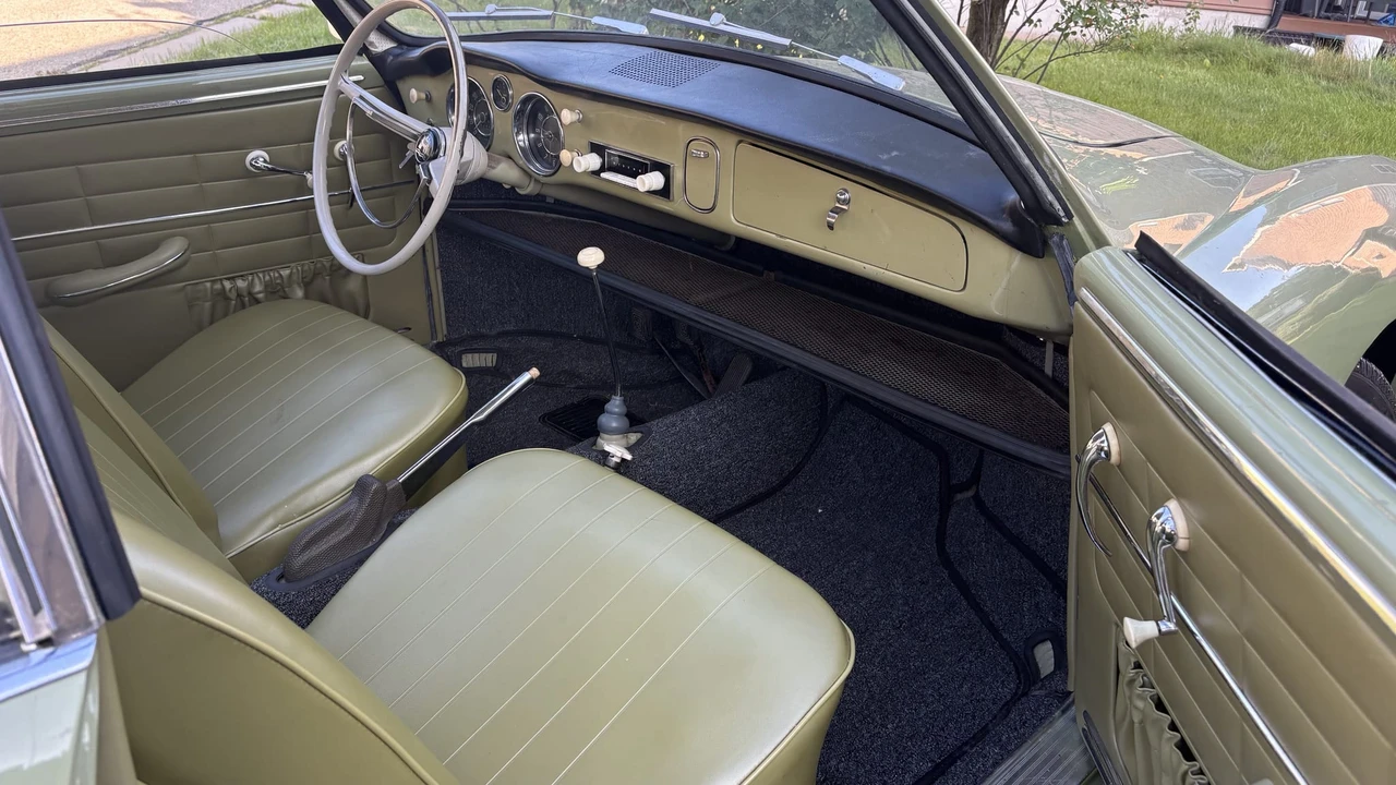 1960 Volkswagen Karmann Ghia Type 14 - Image 30 of 31