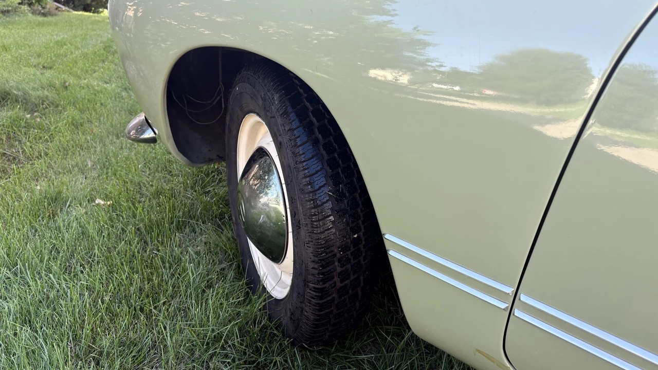 1960 Volkswagen Karmann Ghia Type 14 - Image 10 of 31