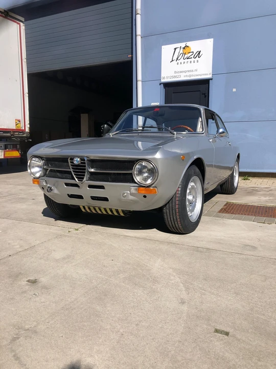 1972 Alfa Romeo GT 1300 Junior - Image 22 of 31