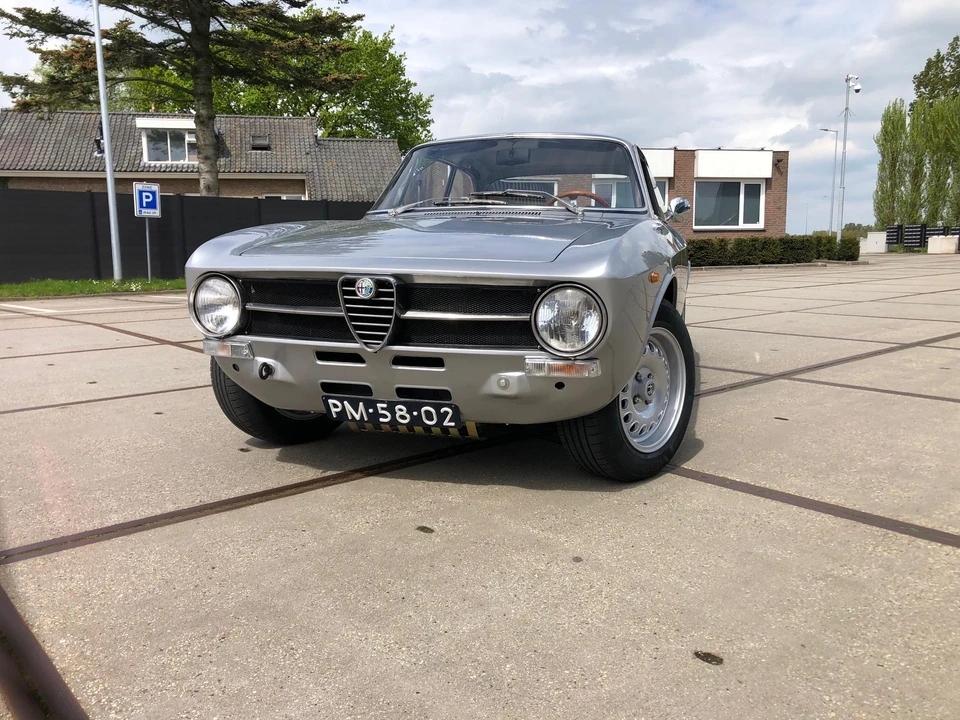 1972 Alfa Romeo GT 1300 Junior - Image 6 of 31