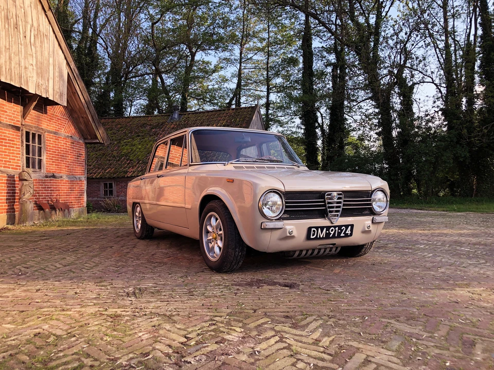 1972 Alfa Romeo 105/115 Series - Image 6 of 31