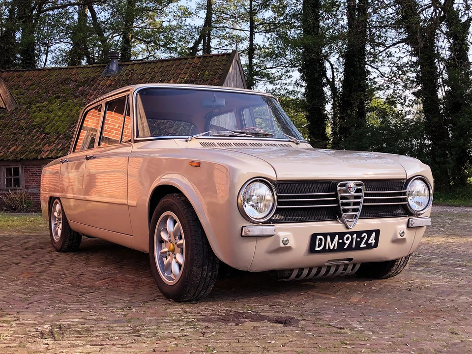 1972 Alfa Romeo 105/115 Series - Image 9 of 31