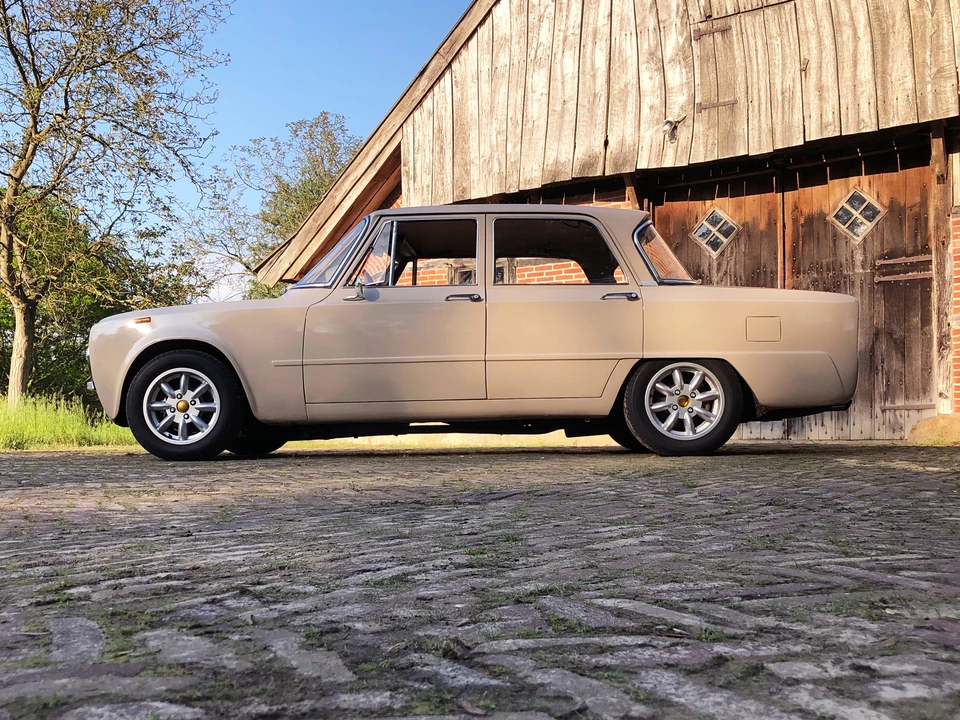 1972 Alfa Romeo 105/115 Series - Image 30 of 31