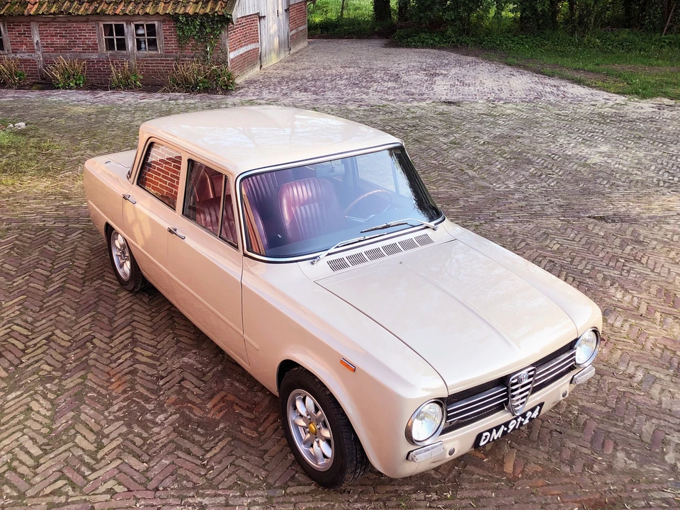 1972 Alfa Romeo 105/115 Series - Image 2 of 31