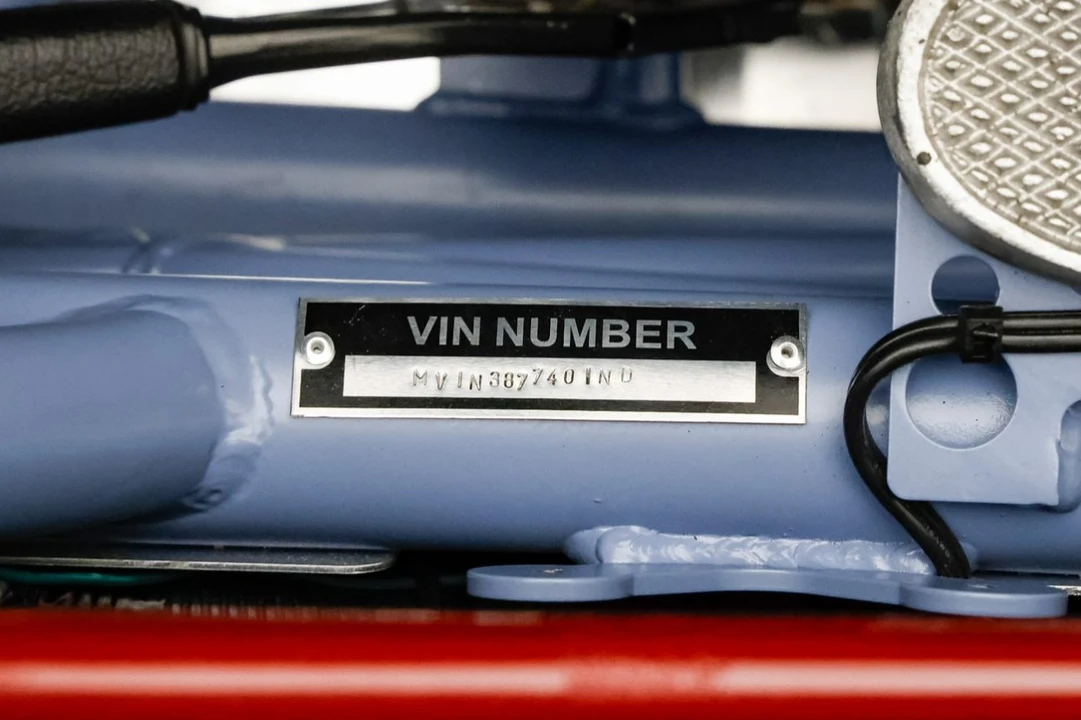 Mazda NB MX-5 Miata - Image 10 of 10