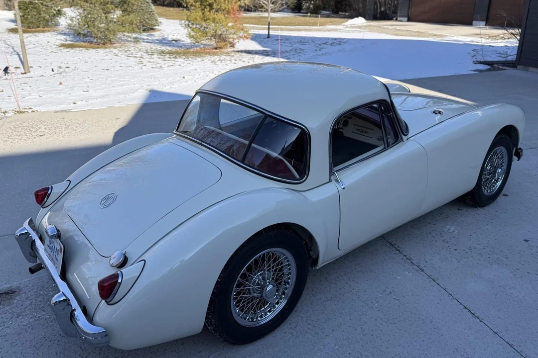 1957 MG MGA 1500 - Image 3 of 9