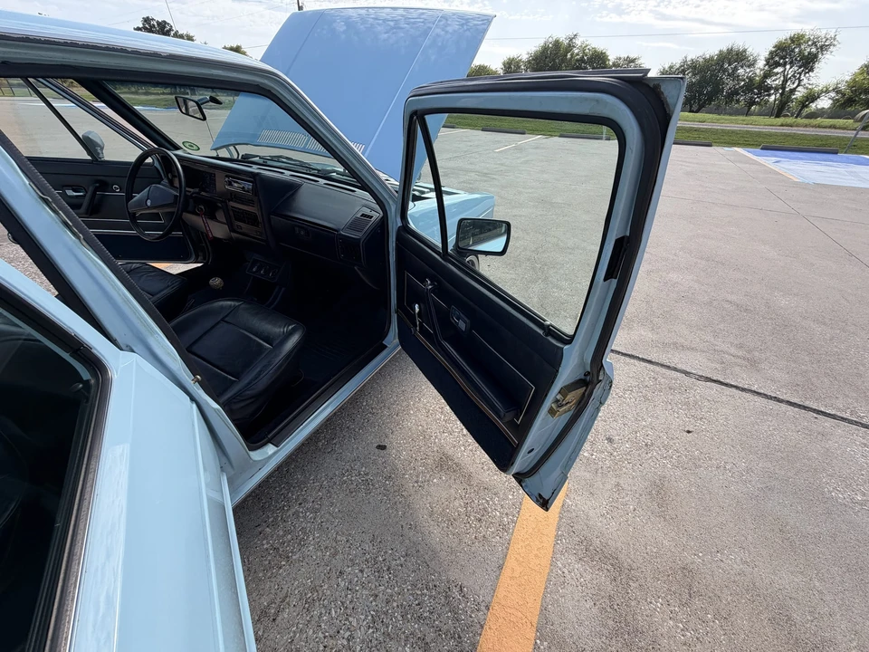 1982 Volkswagen - Image 28 of 31