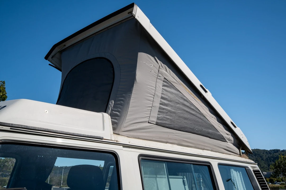 1988 Volkswagen Vanagon - Image 28 of 31