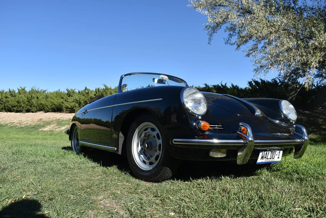 1961 Porsche 356 B - Image 5 of 31