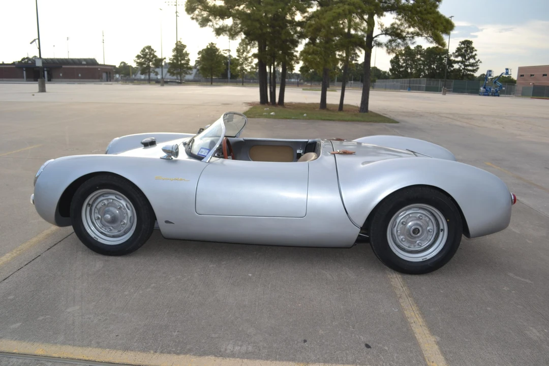 Porsche 550 - Image 10 of 31