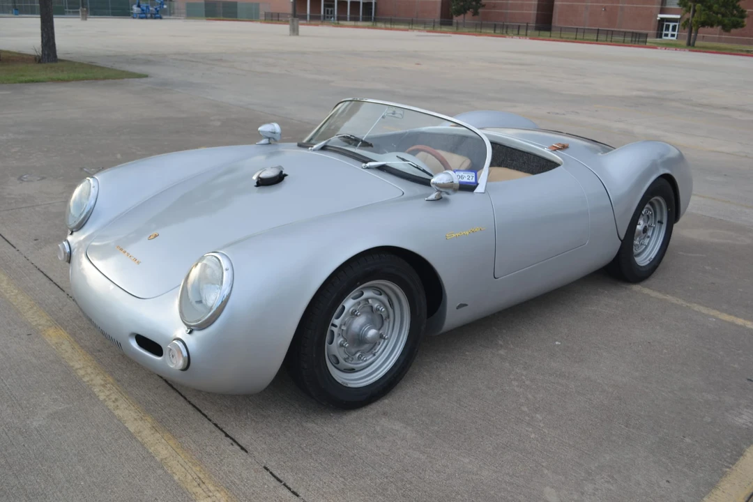 Porsche 550 - Image 2 of 31