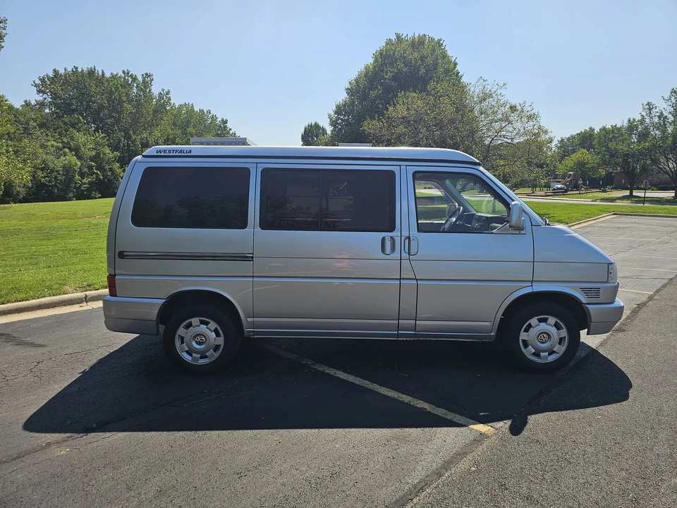 1992 Volkswagen EuroVan - Image 8 of 31