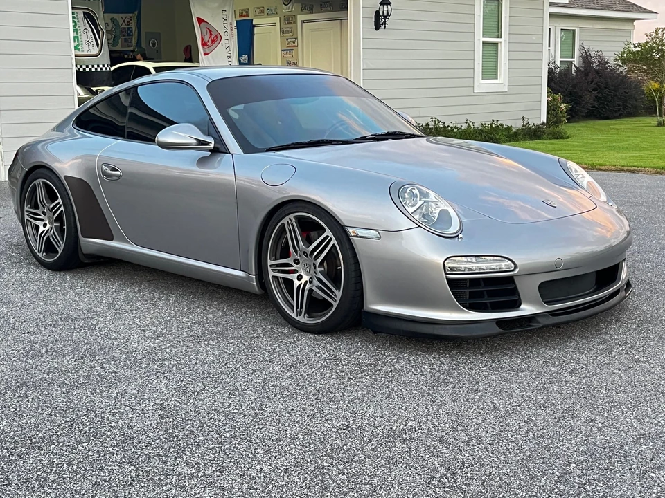 2010 Porsche 997 Carrera S - Image 10 of 23