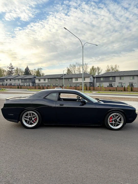 2010 Dodge Challenger SRT8 & 392 3rd Gen - Image 4 of 21