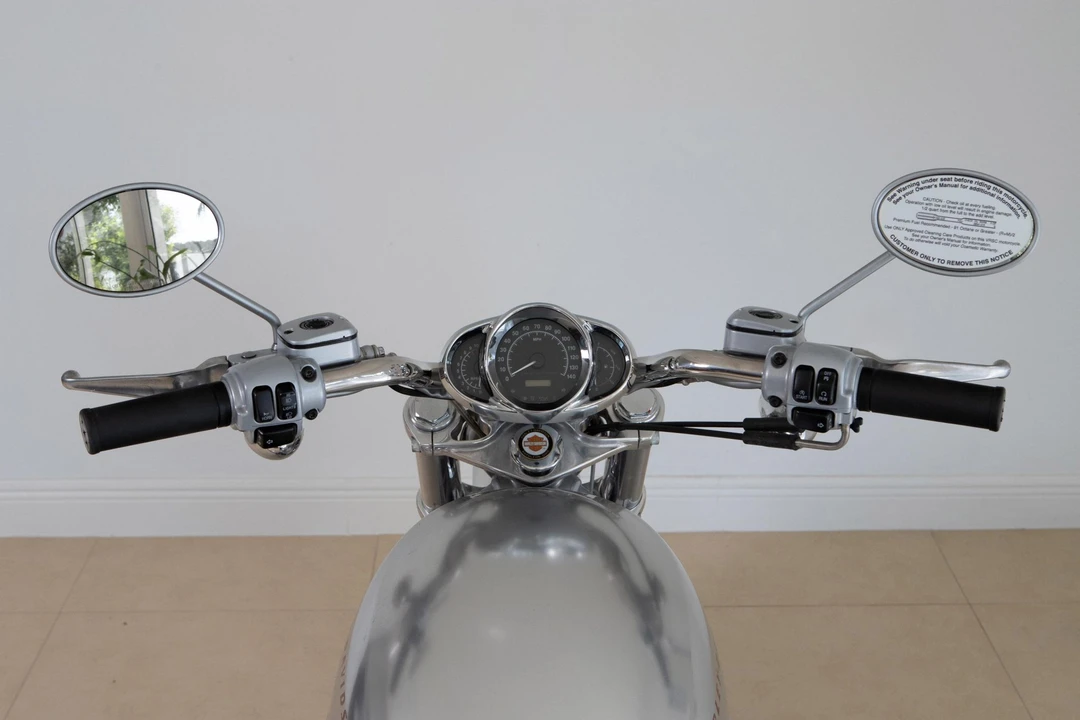 2002 Harley-Davidson V-Rod - Image 23 of 31