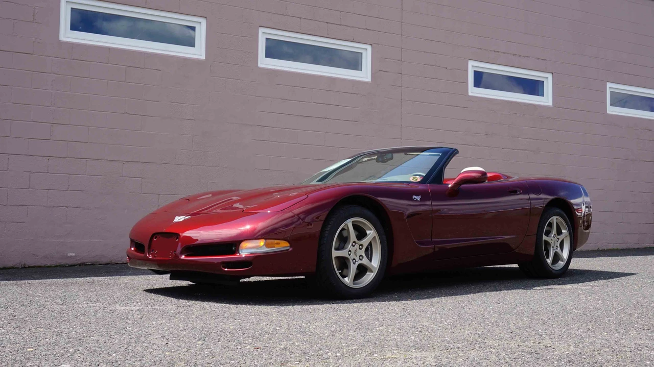 2003 Chevrolet Corvette C5 - Image 2 of 31