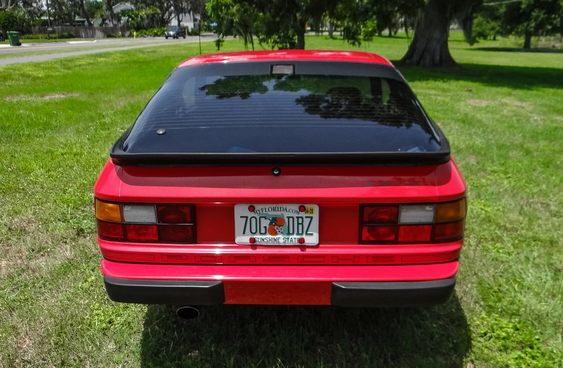 1987 Porsche 924 S - Image 14 of 31