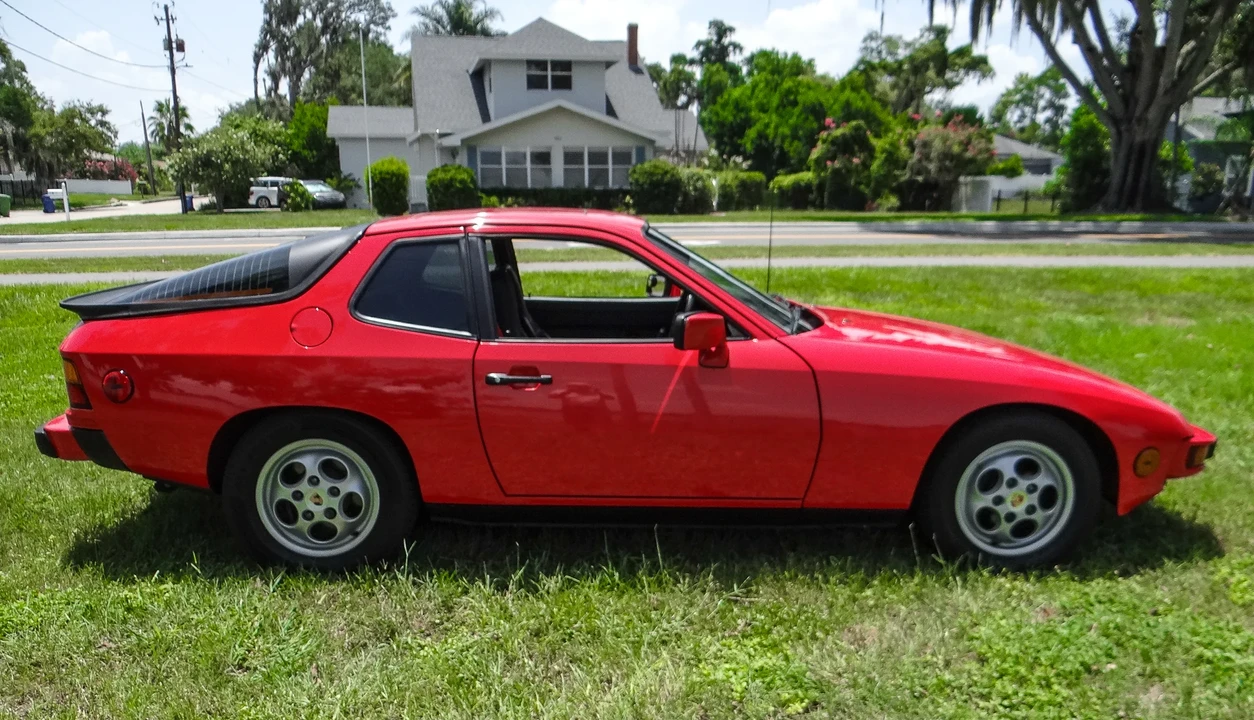 1987 Porsche 924 S - Image 19 of 31