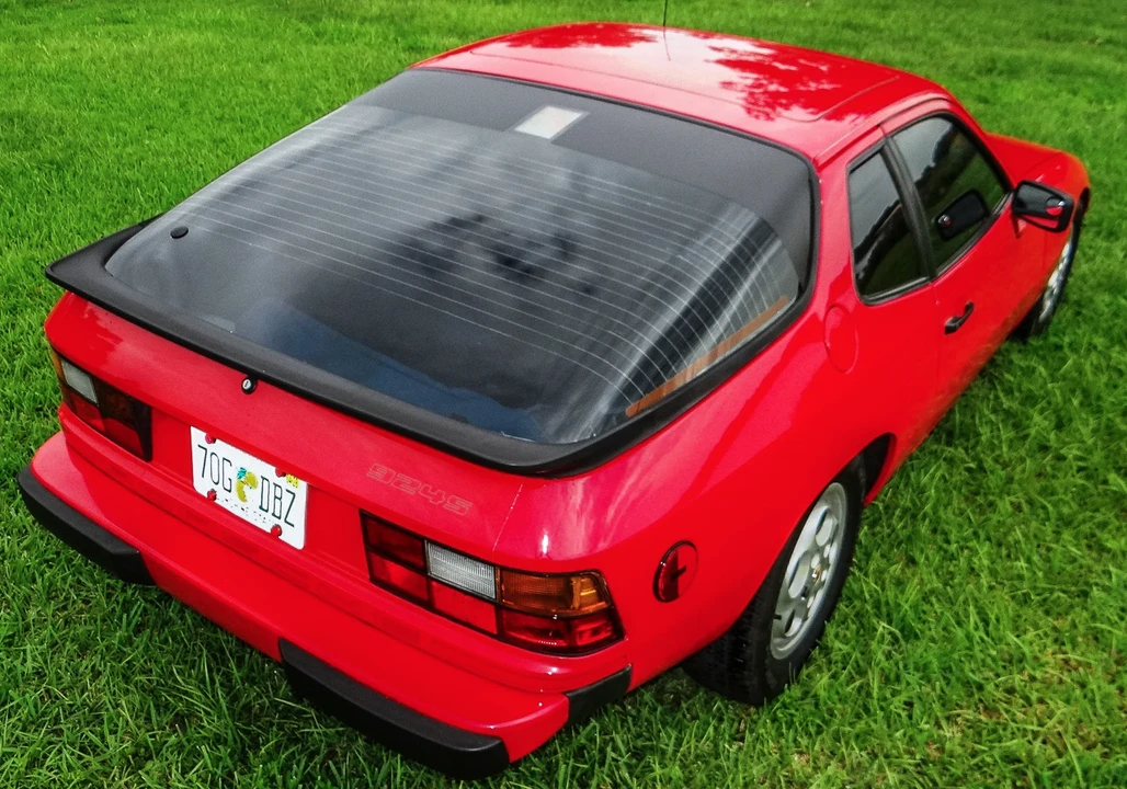 1987 Porsche 924 S - Image 15 of 31