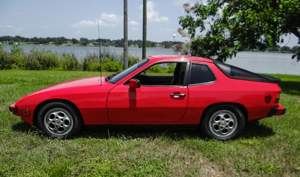 1987 Porsche 924 S - Image 5 of 31