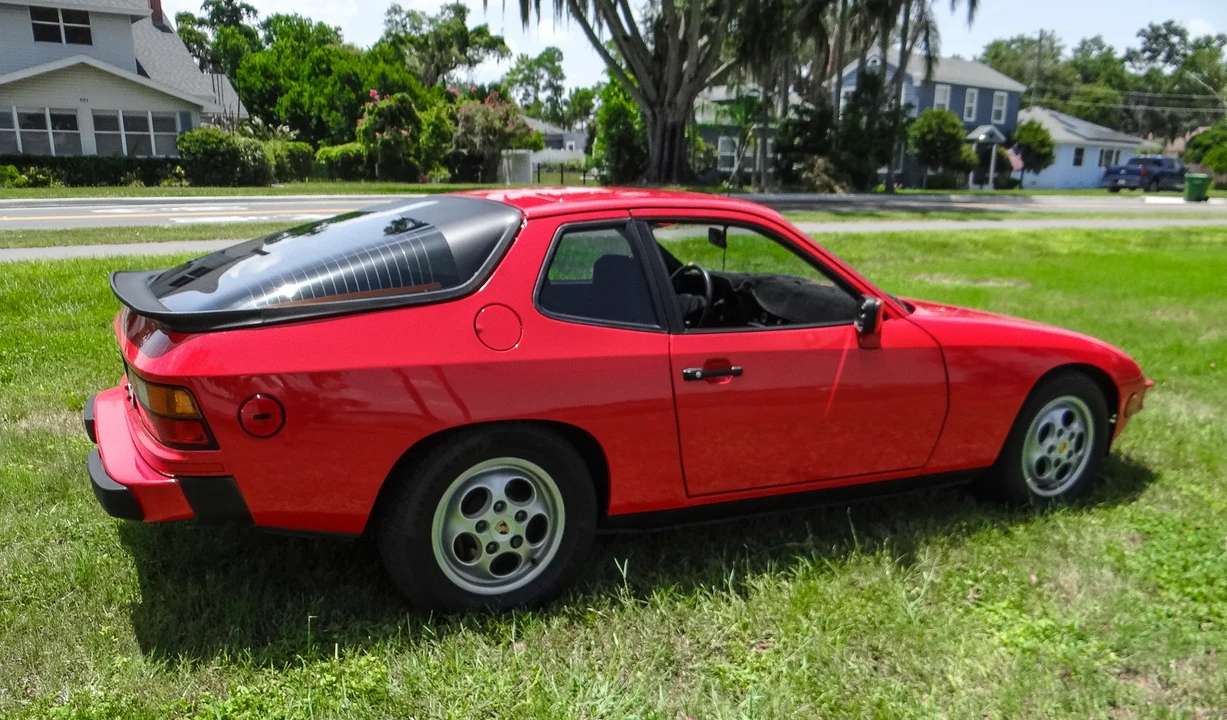 1987 Porsche 924 S - Image 18 of 31