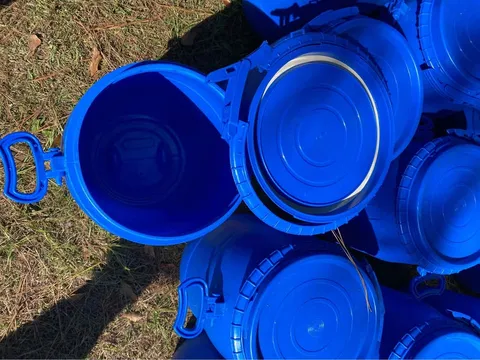 10 gallon drums