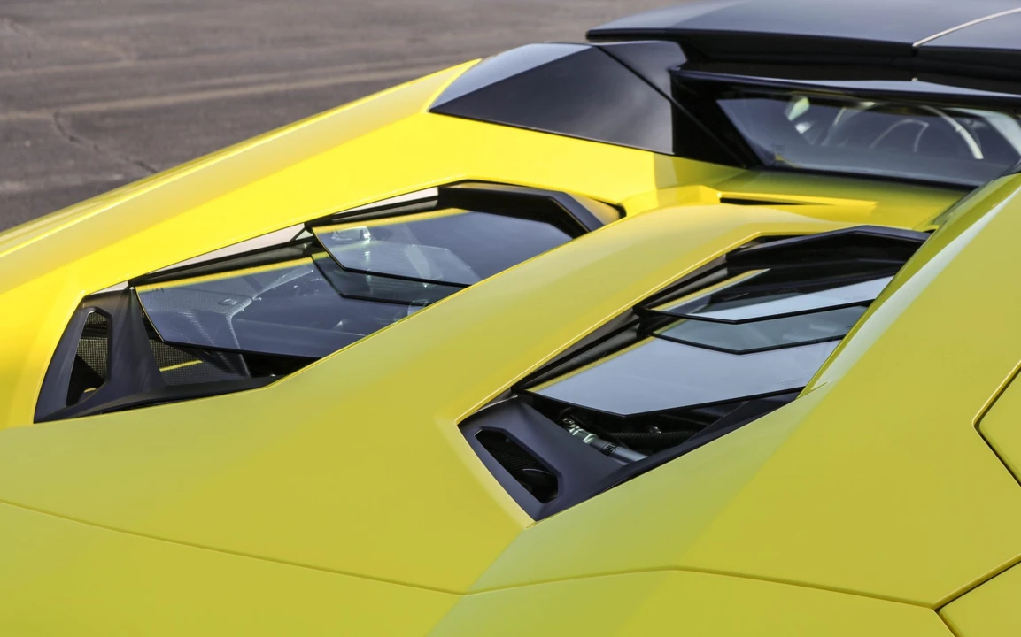 2014 Lamborghini Aventador LP700-4 - Image 26 of 31