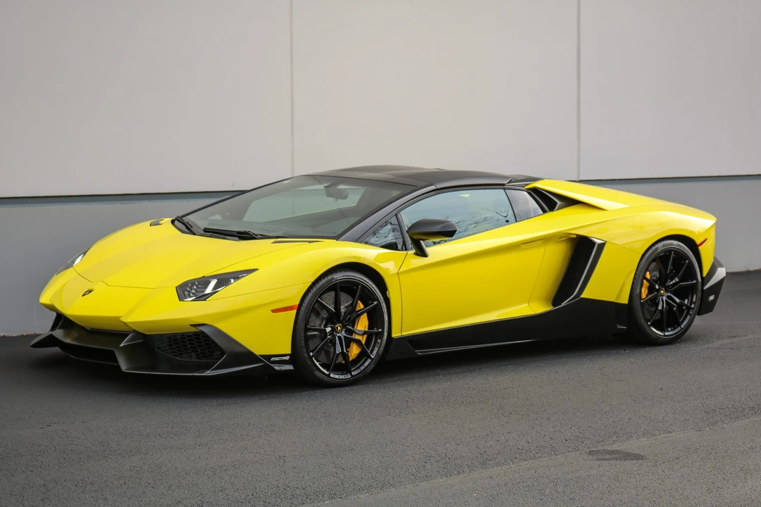 2014 Lamborghini Aventador LP700-4 - Image 4 of 31