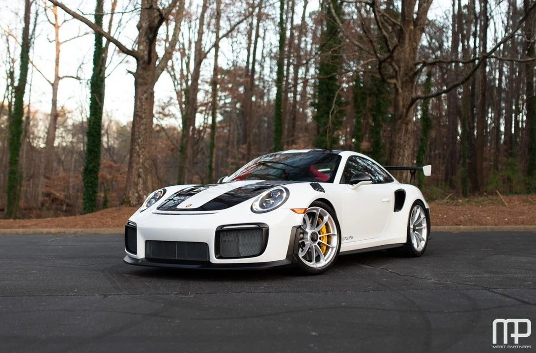2018 Porsche 991 GT2 RS - Image 2 of 11