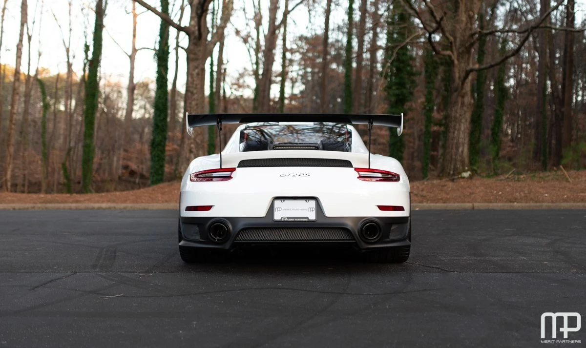 2018 Porsche 991 GT2 RS - Image 3 of 11