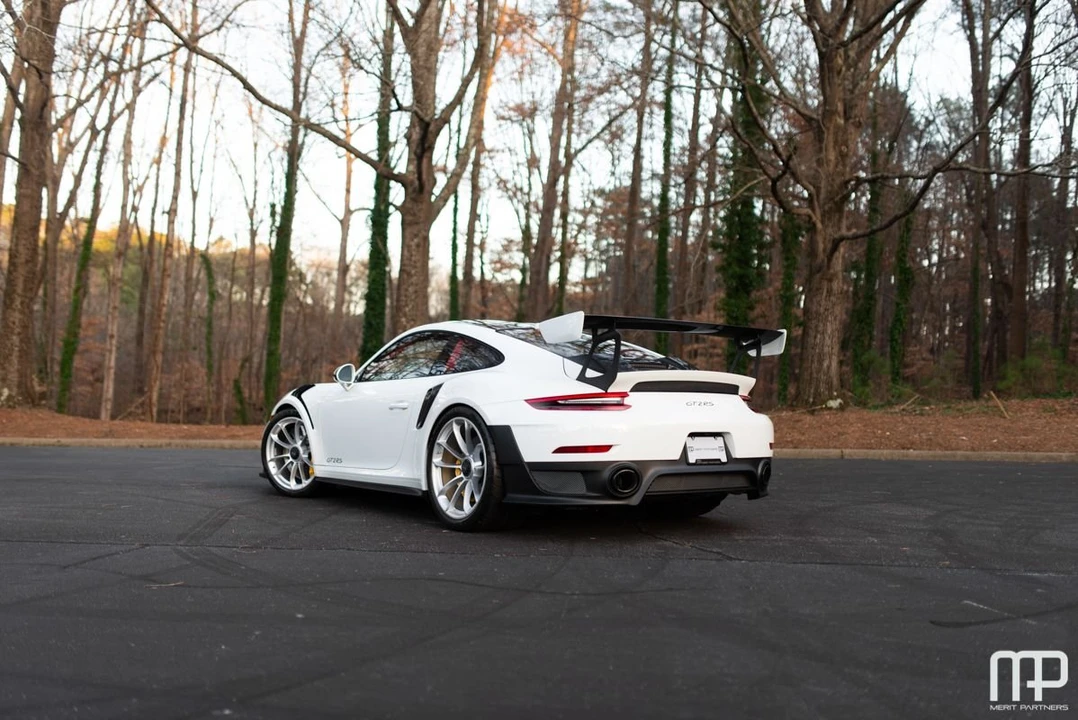2018 Porsche 991 GT2 RS - Image 4 of 11