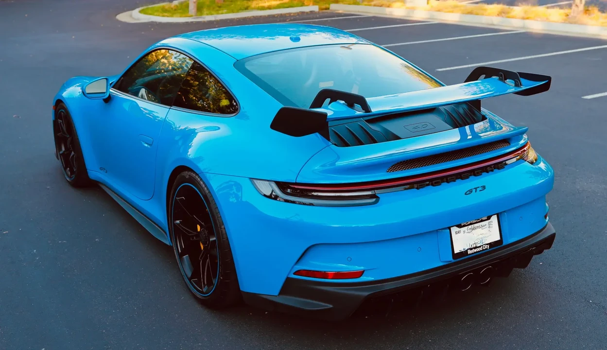 2023 Porsche 992 GT3 - Image 5 of 6