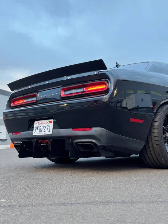 2017 Dodge Challenger SRT Hellcat 3rd Gen - Image 10 of 16