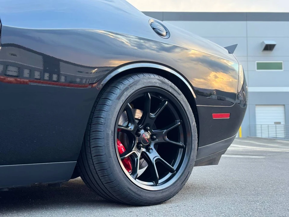 2017 Dodge Challenger SRT Hellcat 3rd Gen - Image 16 of 16