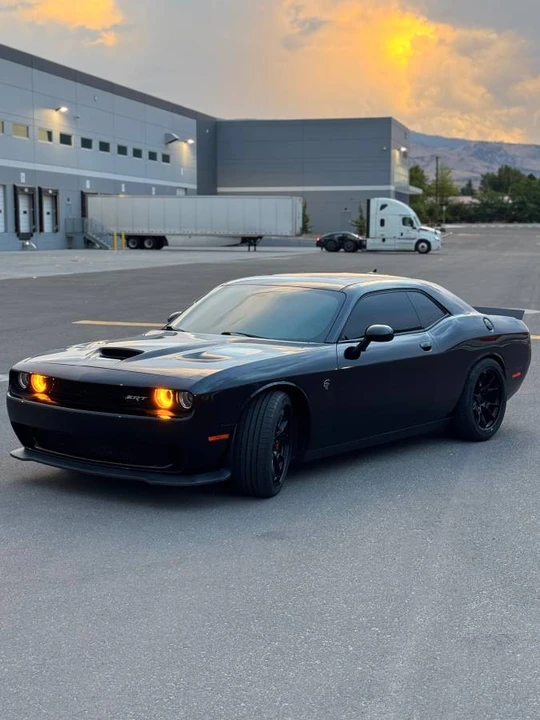 2017 Dodge Challenger SRT Hellcat 3rd Gen - Image 15 of 16