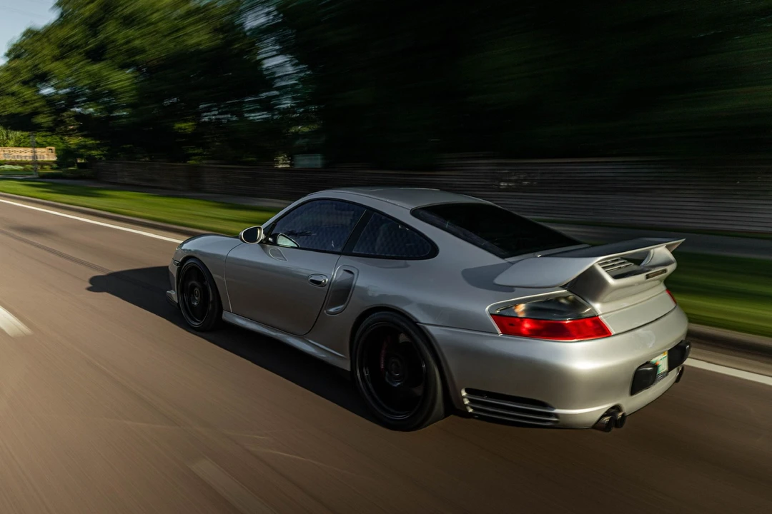 2003 Porsche 911 - Image 17 of 25