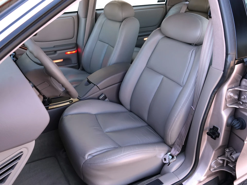 1995 Oldsmobile Aurora - Image 24 of 31
