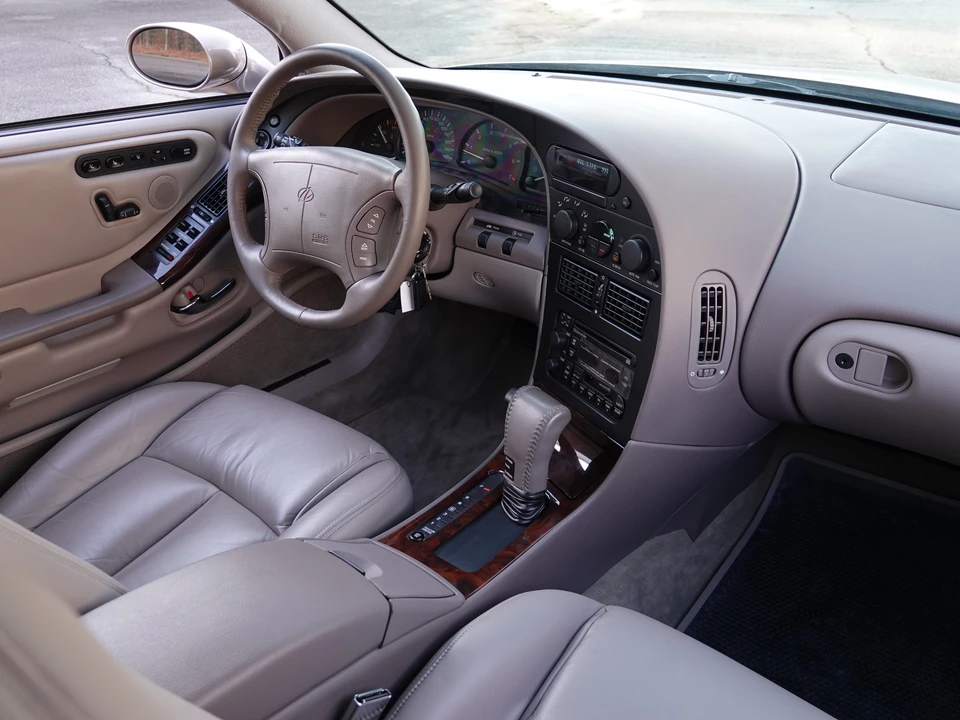 1995 Oldsmobile Aurora - Image 25 of 31